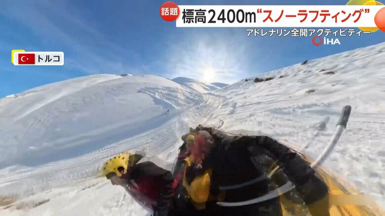 コースを外れて大ジャンプし、ボートがクラッシュする瞬間（4）