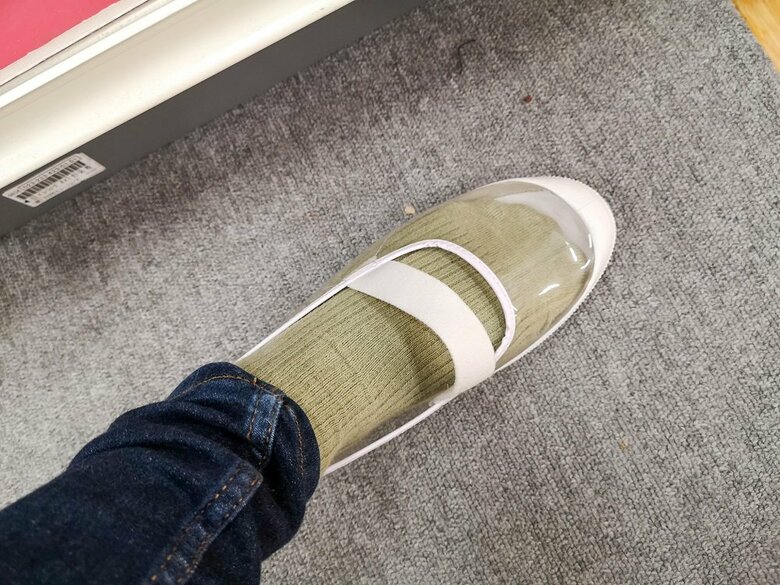 製品と履き心地は同じなので、サイズの他の確認にもなる（画像提供：カインズ広島LECT店）