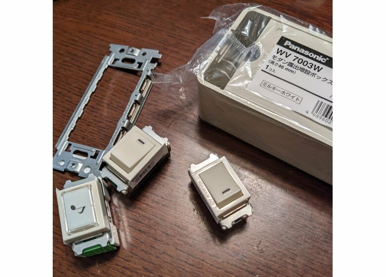 “スイッチおもちゃ”を作った時に使った部品　提供：世紀マ3 シンセ担当さん