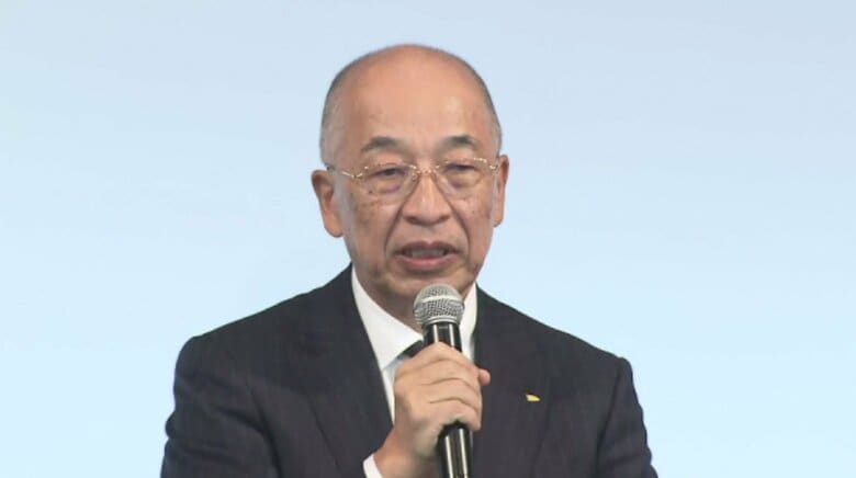 会見するダイハツ・奥平総一郎社長（20日）
