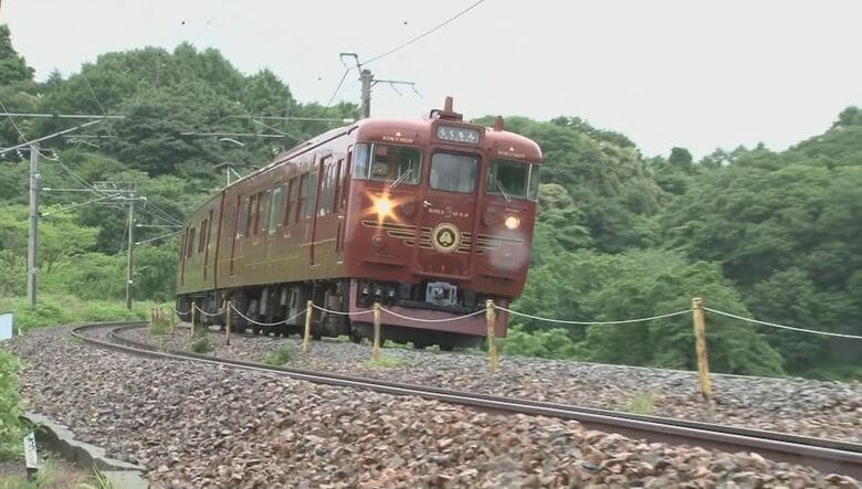 観光列車「ろくもん」
