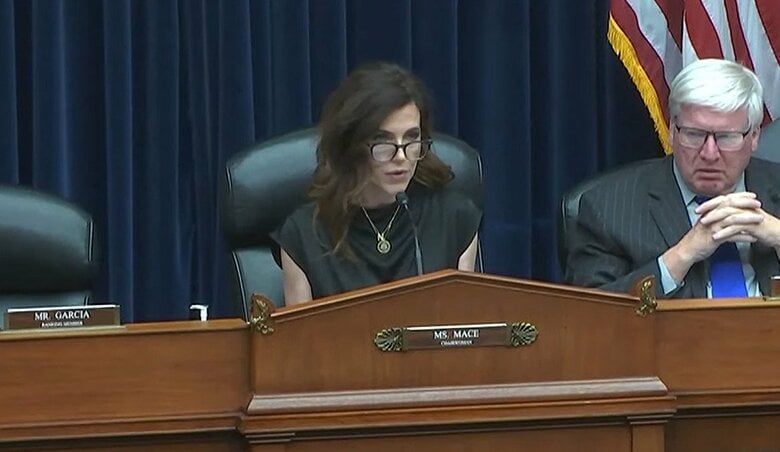 メイス氏は公聴会開催を阻止する外部の圧力を批判