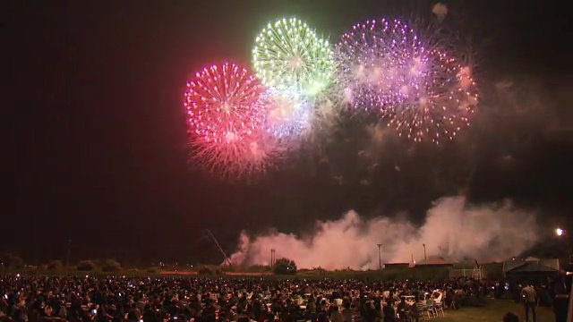 毎年10万人が訪れる釈迦堂川花火大会