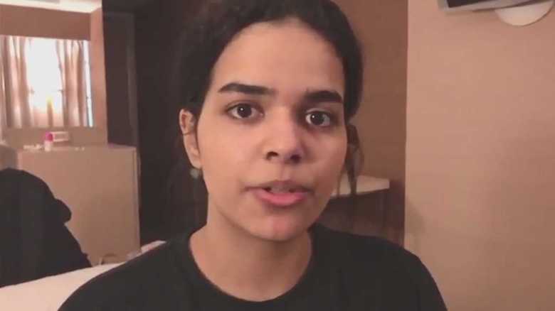 親族による“処刑”の恐れから18歳女子大生が国外逃亡 ―サウジの恐るべき事案がまた明るみに―