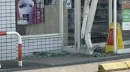 71歳が運転の車がコンビニ店に衝突　アクセルとブレーキを踏み間違えたか　長野・松本市