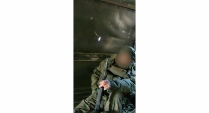荷台に乗ったロシア兵(2022年5月・ハルキウ州クピャンスク/ニキータさん撮影)