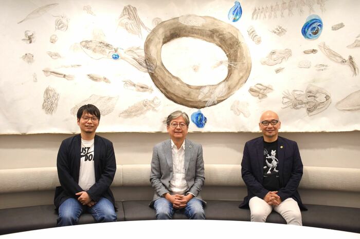 左から、井口泰氏(TRiCERA)松本大氏(マネックス)倉田陽一郎氏(Shinwa)@ART IN THE OFFICE 2020作品が展示されたマネックスグループ(株)プレスルーム