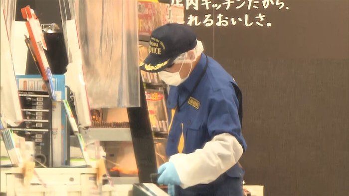 コンビニ女性従業員刺され死亡 レジで...男も自ら刺し死亡