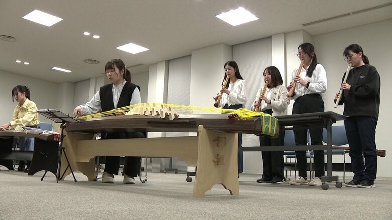 「和の音色をいつまでも」箏や尺八の魅力を発信！　演奏技術の上達にいそしみ普及活動の幅広げる秋田県立大学和楽器サークル｜FNNプライムオンライン