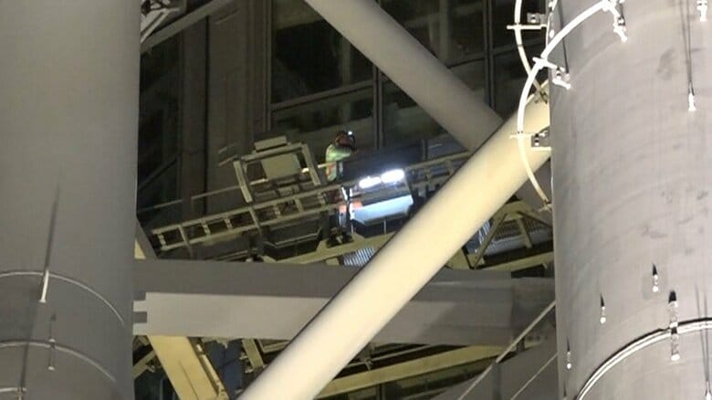 東京スカイツリーのエレベーターが緊急停止 20人が約6時間閉じ込め…救助方法は? カズレーザー氏「今回がまれなケースか、どこでも起こりえることなのか」|FNNプライムオンライン