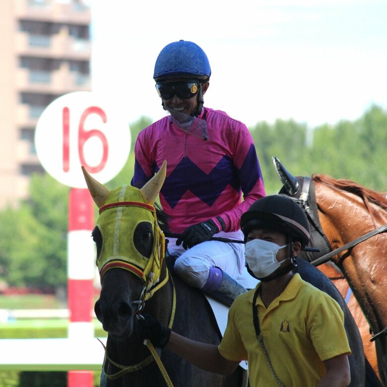 【札幌競馬】武豊が前人未踏のJRA通算4600勝を達成！「多くの馬と関係者のおかげ」「ルメールさんが乗ってなくてよかったです」｜FNNプライムオンライン