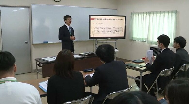 マニュアルについて、教職員への勉強会が開かれた