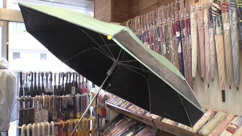 子供用の晴雨兼用傘（2800円～）