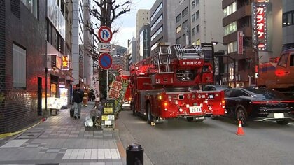 【続報】乗客「足下が熱くなって…」JR八丁堀駅でエスカレーターから煙上がり構内に充満「光のようなもの見えた」京葉線運転見合わせ