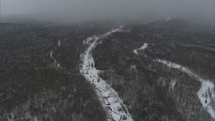 雪崩に外国籍の男性が巻き込まれる　警察ヘリで搬送も意識不明　北海道・上富良野岳