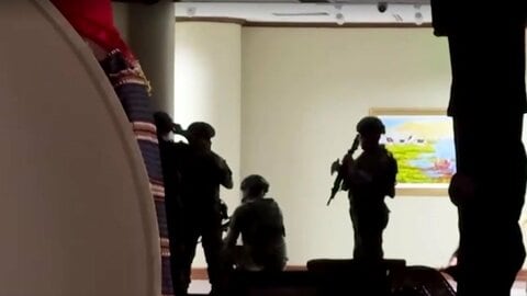 フィリピン議会で複数の発砲音　内部は騒然　ドゥテルテ元大統領の側近議員へ逮捕状で緊張続く