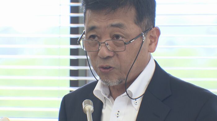 警察官に向けて講演する川上哲義さん