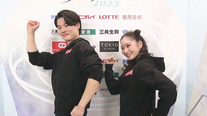 演技後もポーズを決めてくれた2人(2023年全日本)