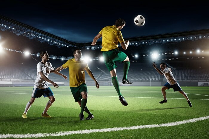 サッカーは選手年棒のインフレが凄まじい(画像:イメージ)