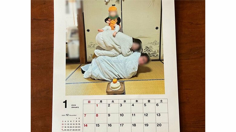 1月は“鏡餅”！月ごとの仮装をした家族写真の手作り“カレンダー”が素敵…お気に入りはどれ？12カ月全てを見せてもらった｜FNNプライムオンライン