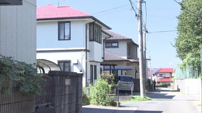 60代と80代の住人2人“粘着テープ”で縛り…一軒家に20代くらいの3人組が窓ガラス割って侵入し財布など奪い逃走　さいたま市西区｜FNNプライムオンライン