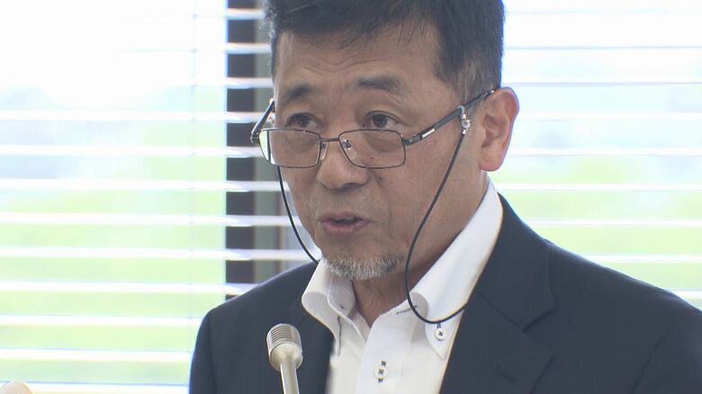 警察官に向けて講演する川上哲義さん