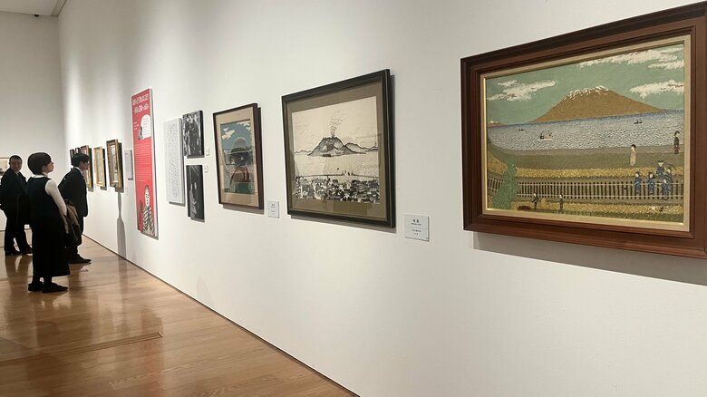 13日、内覧会が開かれた