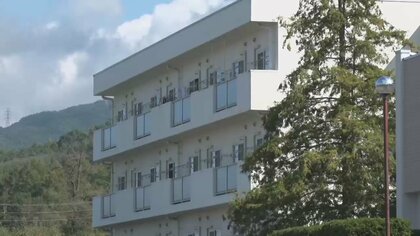 高齢者施設で入所者に薬物飲ませ殺害か　元職員（40）逮捕　同僚に薬物・入所者の現金窃盗などで起訴され裁判中