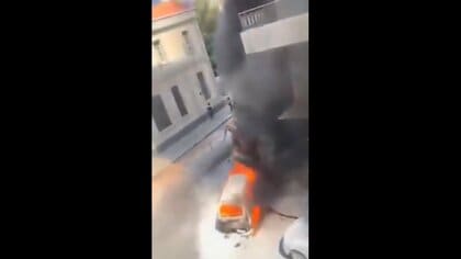 フランス・マクロン大統領滞在先のホテル近くで連続爆発　直前にホテル離れ無事　18人負傷　シリア首都ダマスカス