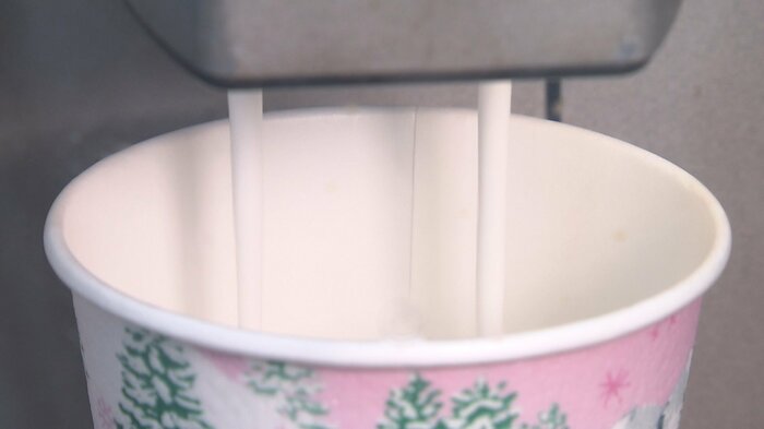 ローソンは、去年も「ホットミルク」の半額販売を実施。およそ135トンを消費したという。
