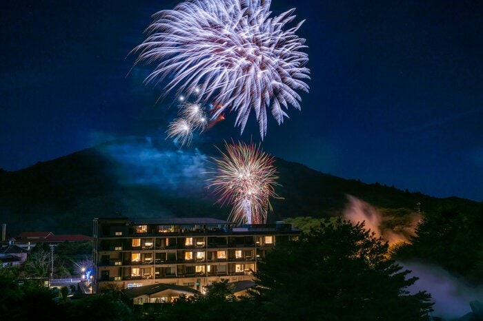 2月は花火も楽しめる