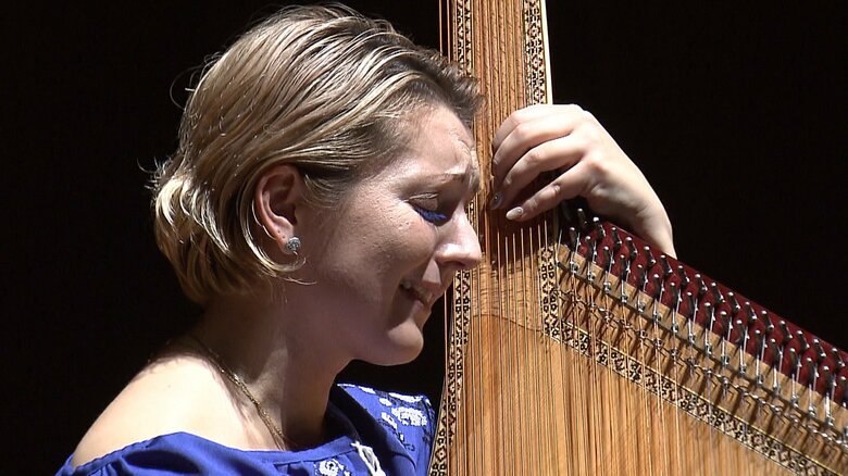 「ずっと自由で安全で平和でありますように」伝統楽器・バンドゥーラの音色でウクライナの平和願う【アスヨク！】｜FNNプライムオンライン