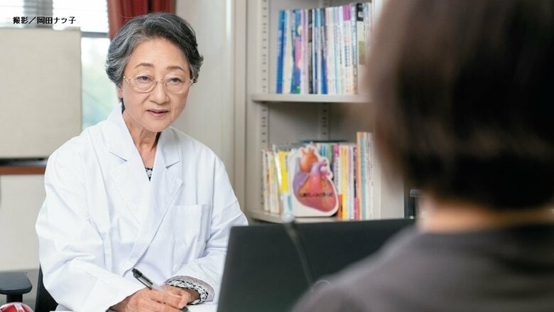 81歳の現役内科医・天野惠子さんが3人の娘に見せた母の背中「日本一の医師」への夢に向け仕事に専念した子育て時代｜FNNプライムオンライン