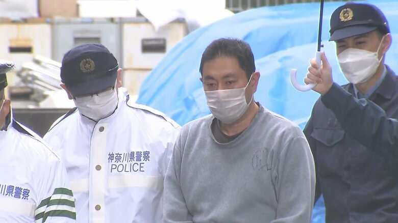 逮捕された河村友章容疑者(48)(28日午前 平塚署)