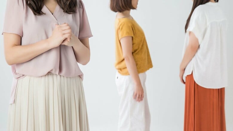 悪者にされ、ママ友グループから孤立（画像はイメージ）
