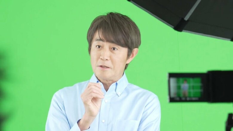 様々な表情を収録