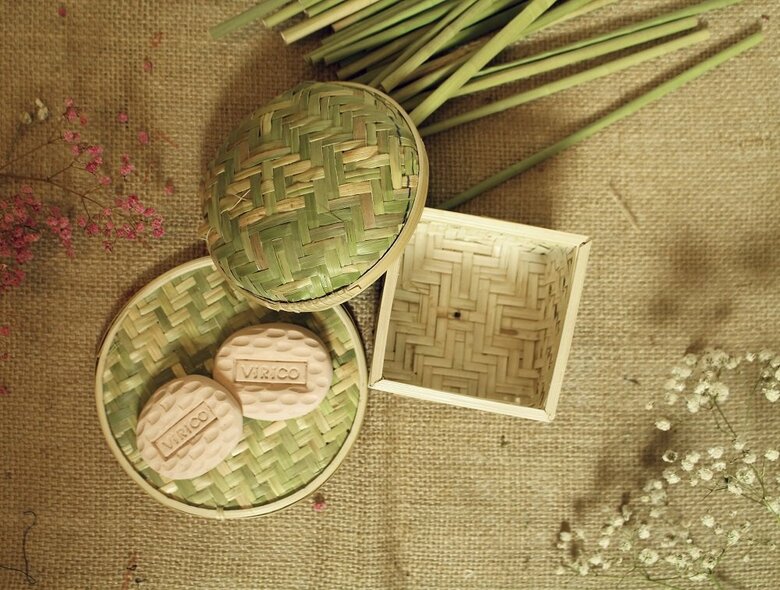 草ストローの原材料で作った工芸品（画像提供：合同会社HAYAMI）