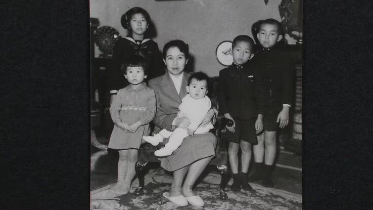 昭和30（1955）年百合子さまと三男二女のお子さま方