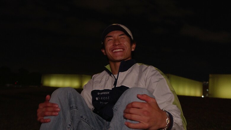 笑顔でインタビューに答えてくれた