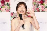 田中みな実 シースルードレスで美ボディー披露 “大きいバストにコンプレックス”があった過去も