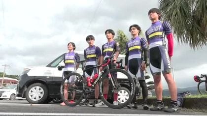 自転車青切符周知キャンペーン　南大隅高校・自転車競技部が街頭で反則金制度を啓発