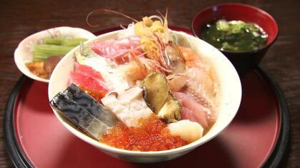 1800円でこんなに大きい“デカ盛り海鮮丼” うに・サーモンも！石狩で話題のグルメ3選【北海道発】