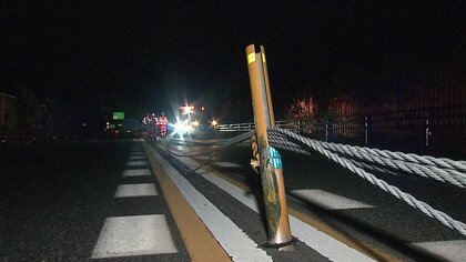 【なぜ】高速道の“壊れたまま”の「ワイヤーロープ」　すぐに修復できない事情も…真夜中の復旧工事に密着