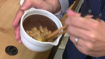 これで食べたらもうパックには戻れないと評判…陶磁器の「なっとうバチ」ネバネバの納豆が摩擦でふわふわに