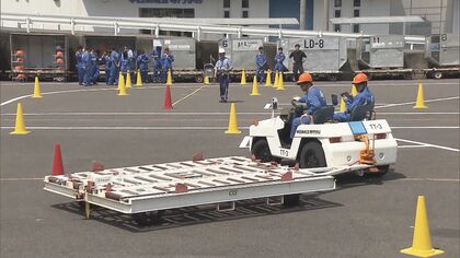 飛行機の整備士など目指す専門学校生 グランドハンドリングで使う特殊車両の運転技術競うコンテストに挑戦