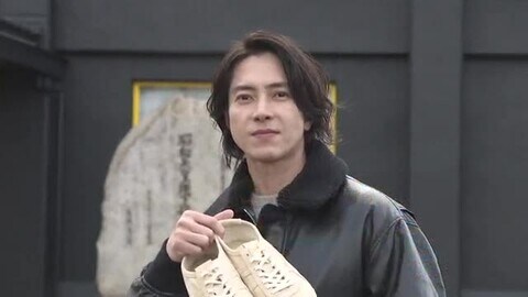 “山P”山下智久さんコラボシューズ世界初公開「運命…感謝」オニツカタイガーの新たな“聖地”で披露