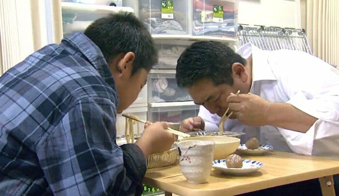 父と子2人の食卓