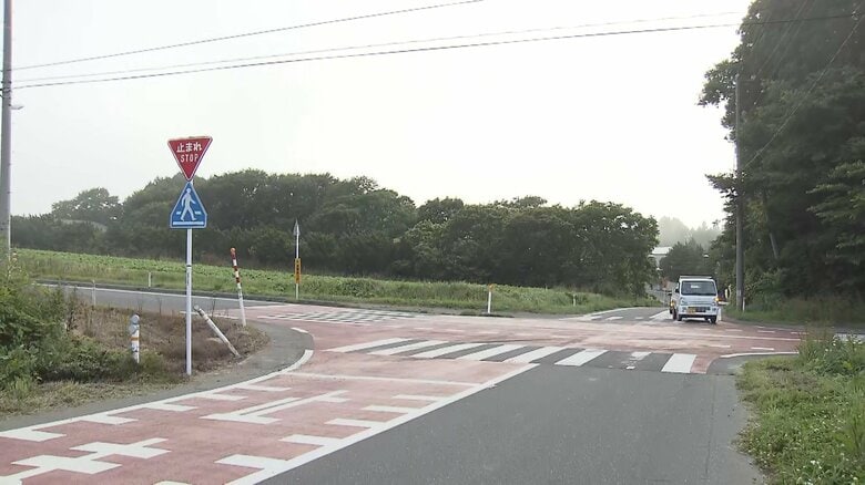トラックと乗用車が交差点で衝突　意識不明だった0歳児が死亡　母親と2歳の兄は軽傷　現場は「事故多発交差点」　青森・三沢市｜FNNプライムオンライン