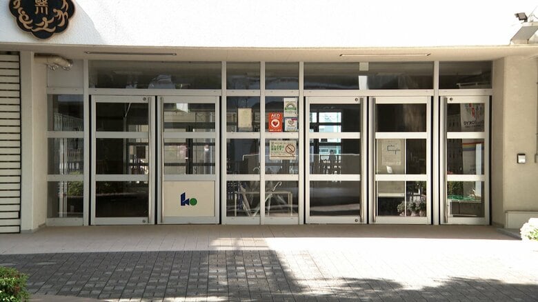小学校の給食で集団食中毒か…児童や教員83人が嘔吐・下痢など体調不良相次ぐ　調理担当者6人からノロウイルス検出　東京・江東区｜FNNプライムオンライン
