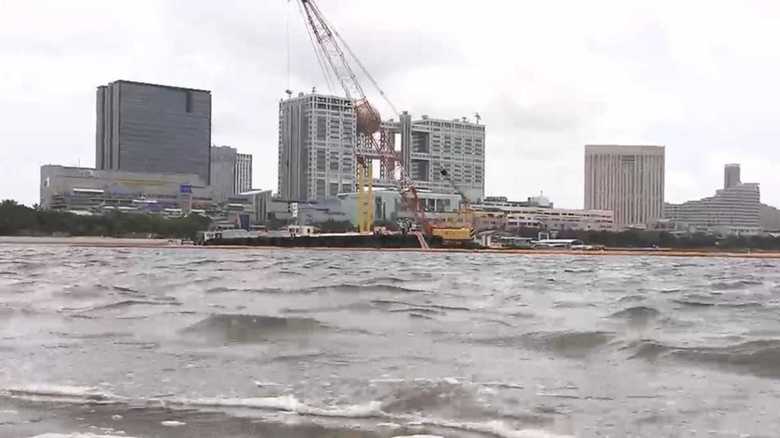 「水質改善」大作戦!お台場で巨大水中スクリーン実験始まる【2020東京五輪】